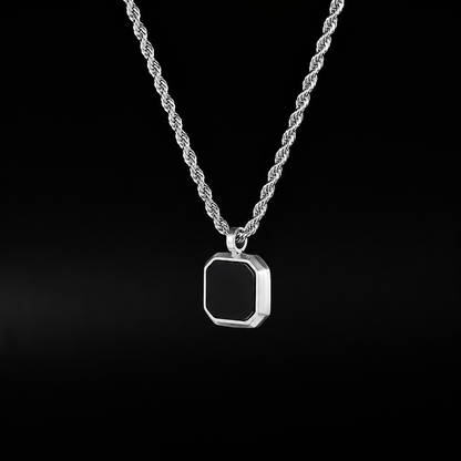 SILVER OYNX PENDENT