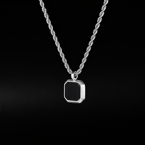 SILVER OYNX PENDENT