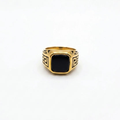 Black Stone Meander Ring
